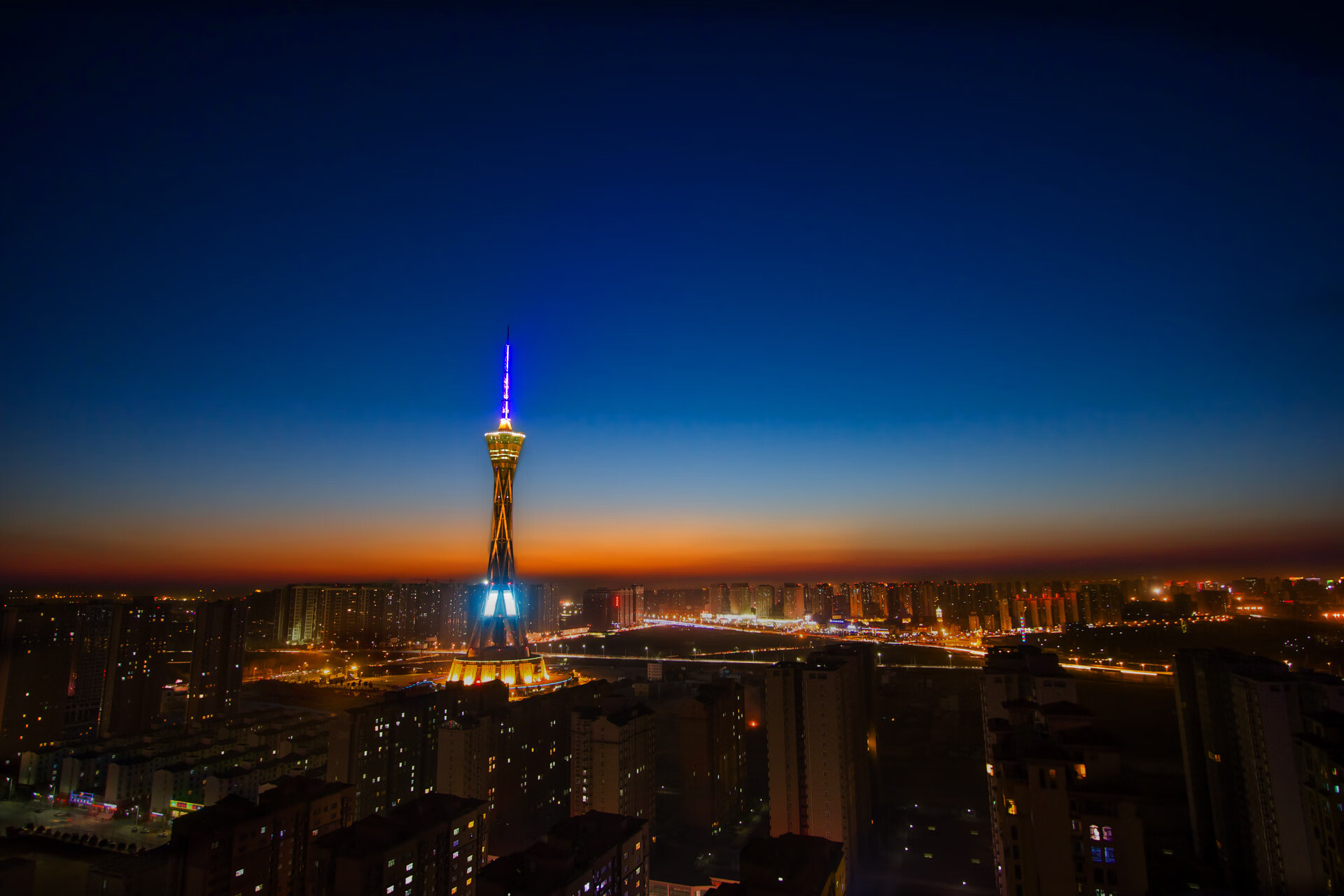 中国足球国家队提升攻防转化的效率表现,足球攻防转换训练视频