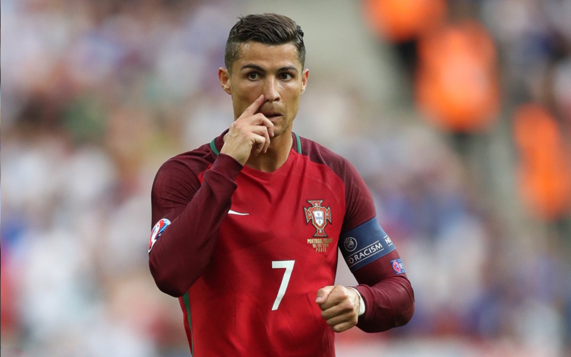 中国足球场馆智能安检系统实现全覆盖，保障赛事安全，足球比赛场馆