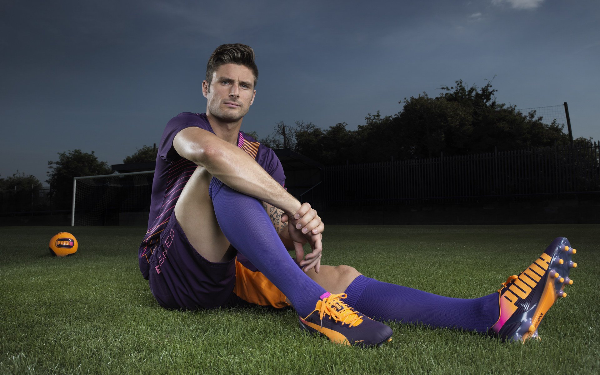 开云·体育官方网站入口-影响深远的裁判判罚：争议背后的深入分析，裁判影响比赛